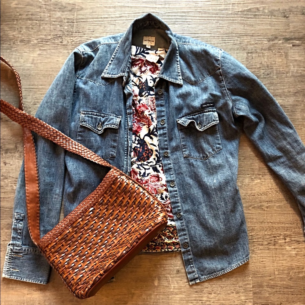 🌻Calvin Klein Jean Button-Up🌻 - Picture 2 of 7